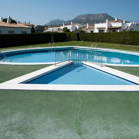 Casa Fluvia Mit Gemeinschaftspool * Torroella De Montgri